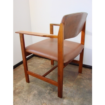 fotel design skandynawski mid century